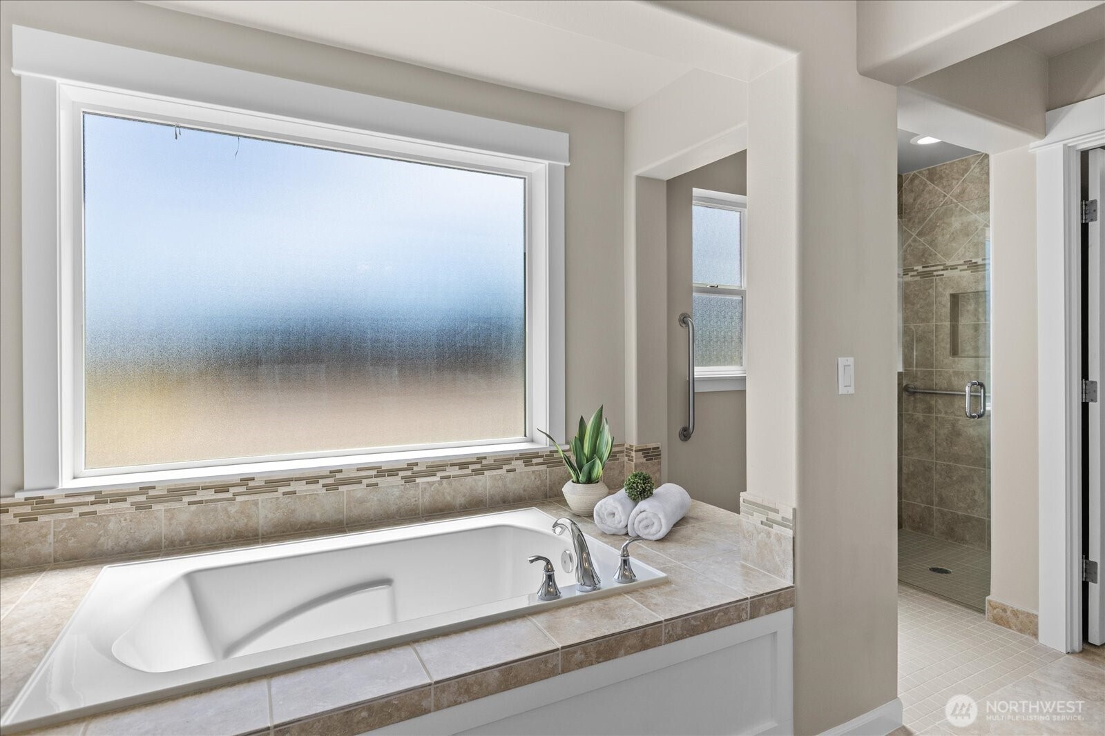 5028 70th Place Property Photo 22