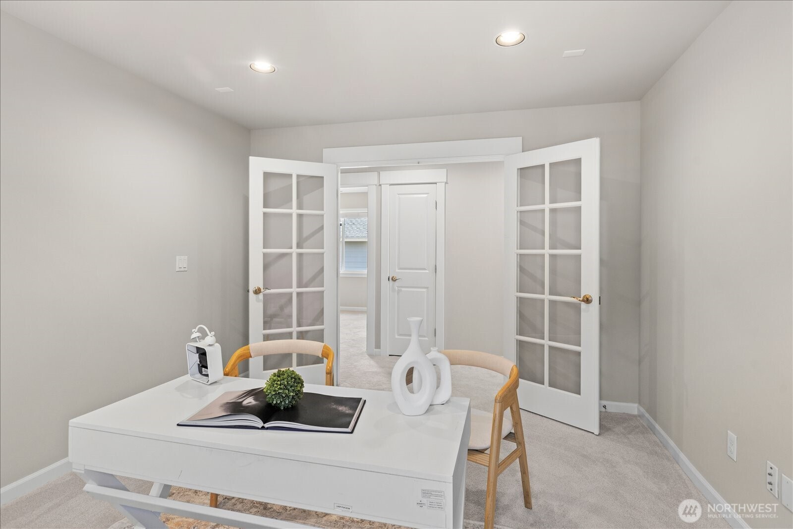 5028 70th Place Property Photo 25