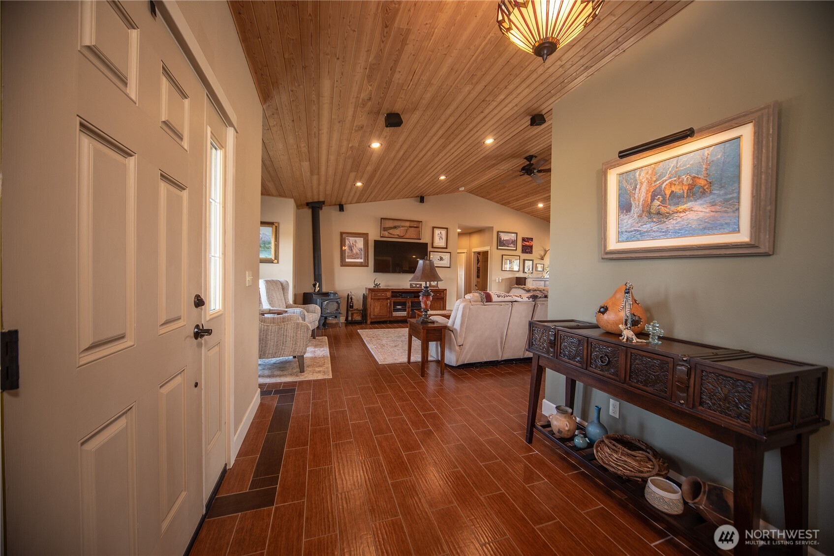 631 Radiant View Drive Property Photo 4
