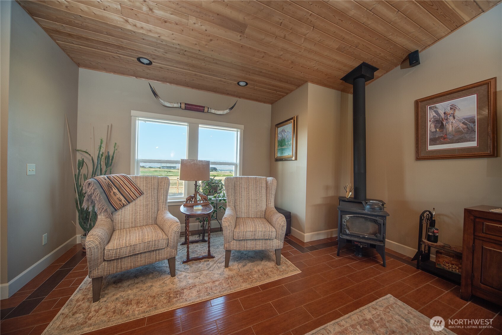 631 Radiant View Drive Property Photo 7