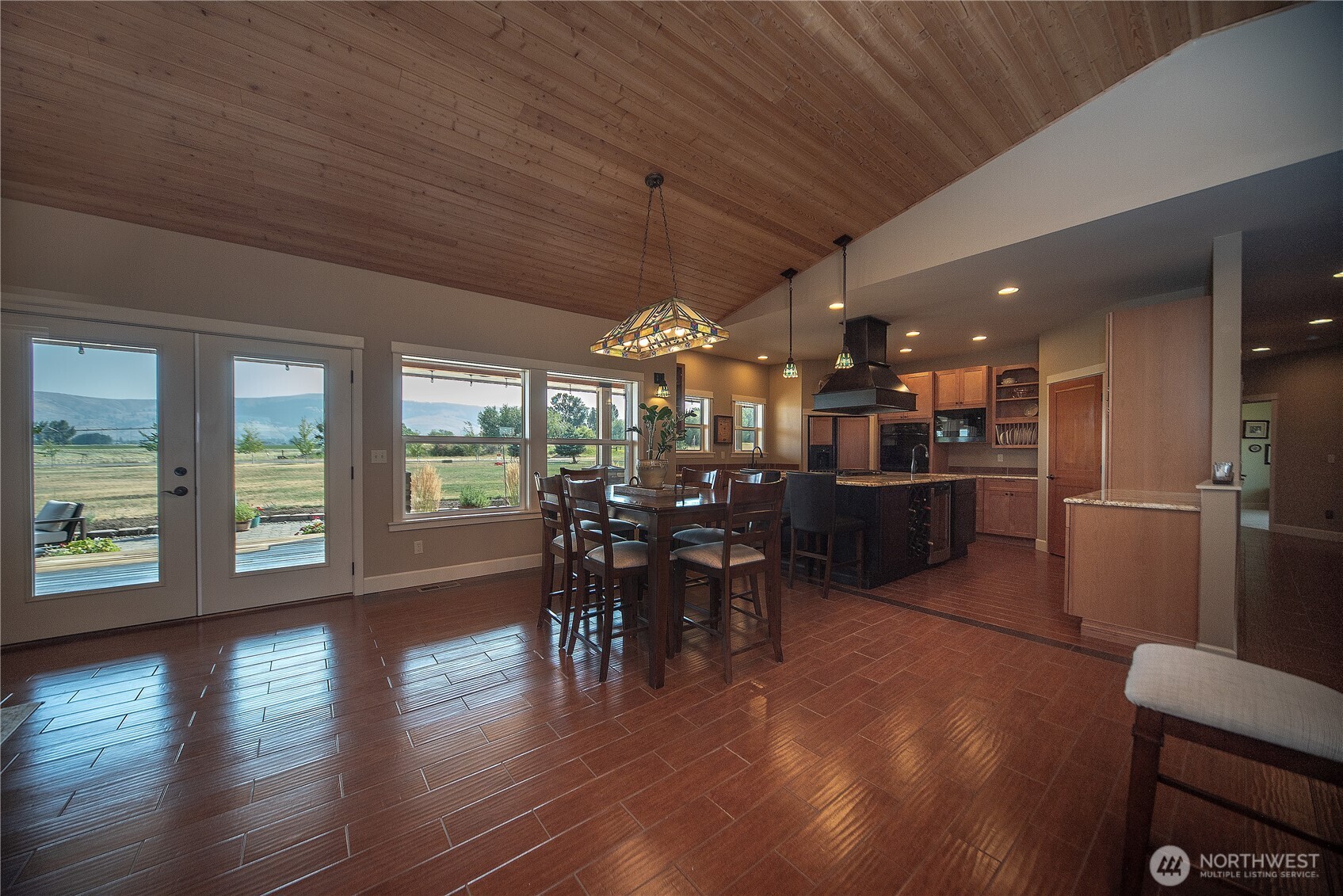 631 Radiant View Drive Property Photo 9
