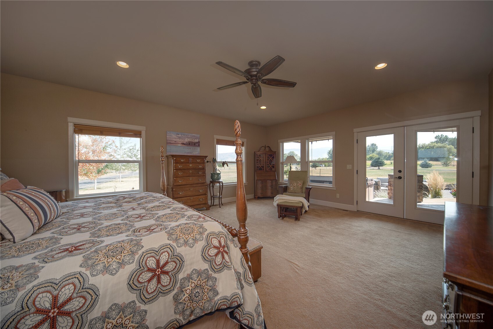 631 Radiant View Drive Property Photo 20