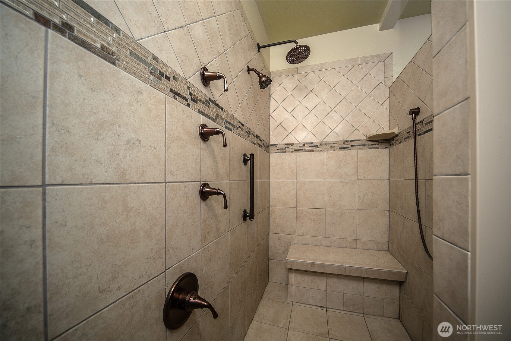 631 Radiant View Drive Property Photo 24