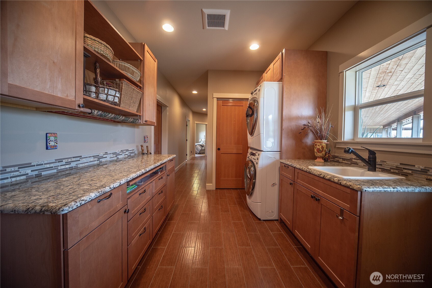 631 Radiant View Drive Property Photo 31