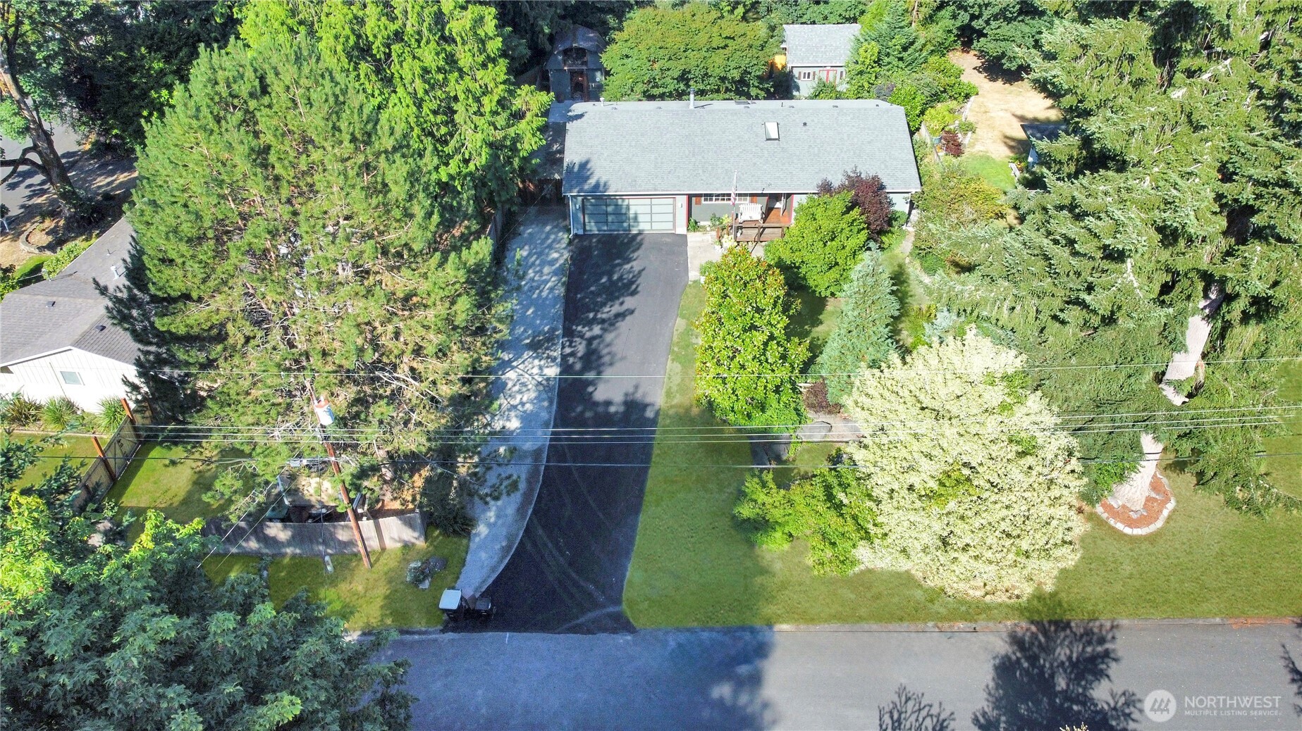 2109 Mark Street Property Photo 3