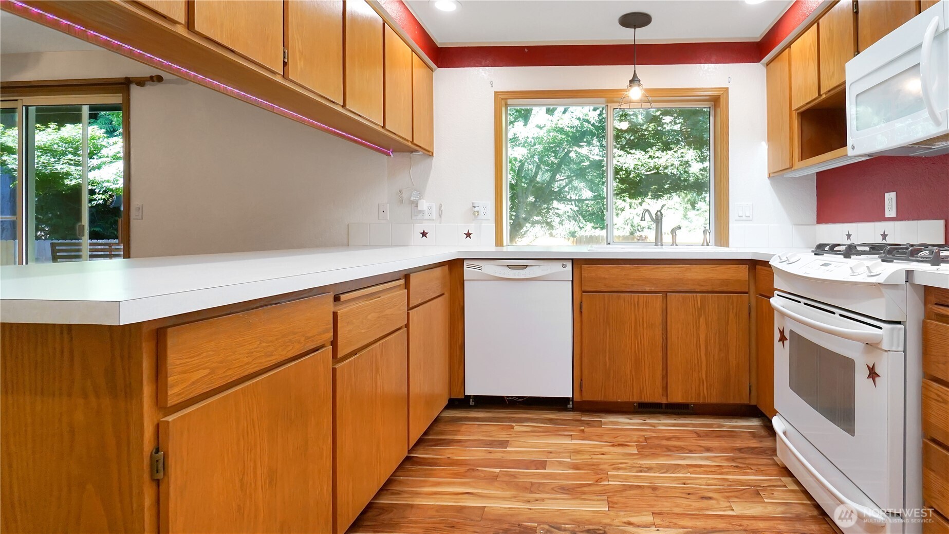 2109 Mark Street Property Photo 5