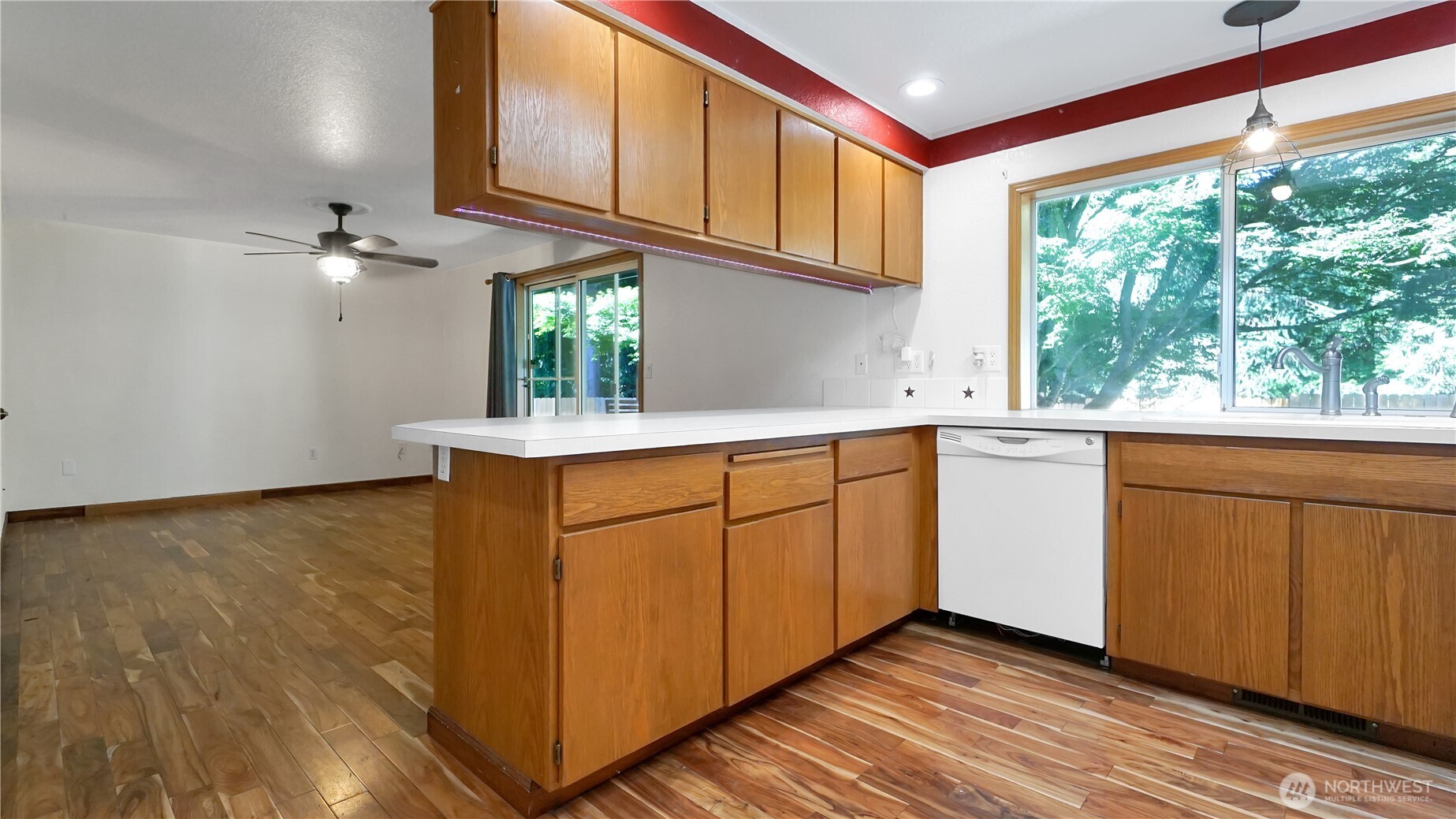 2109 Mark Street Property Photo 6