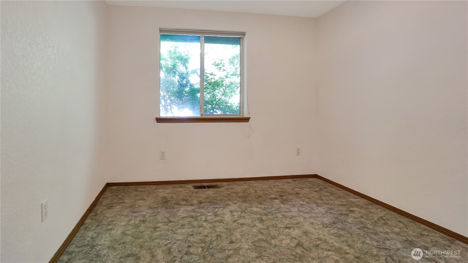 2109 Mark Street Property Photo 10