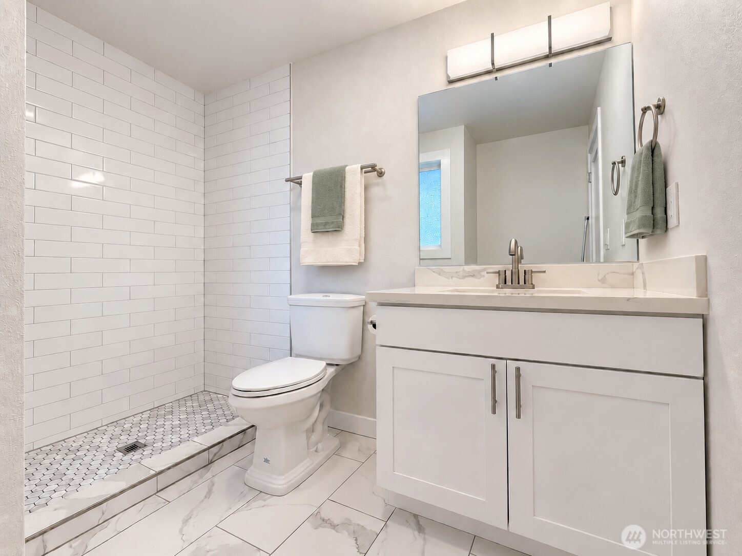 17312 9th Ave Property Photo 9