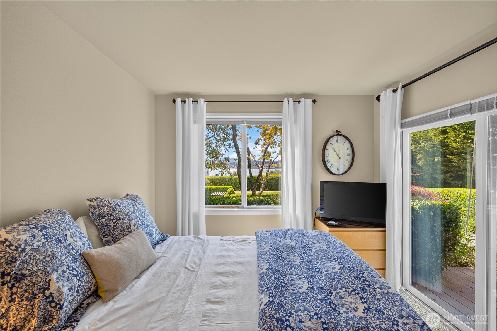 5478 South Shore Drive Property Photo 17