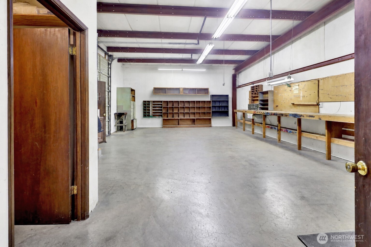 2228 Queen Street Property Photo 9