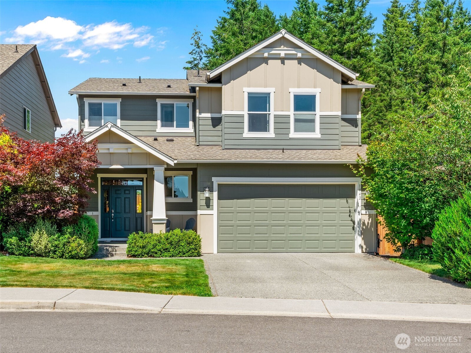 1942 Claret Loop Property Photo 2