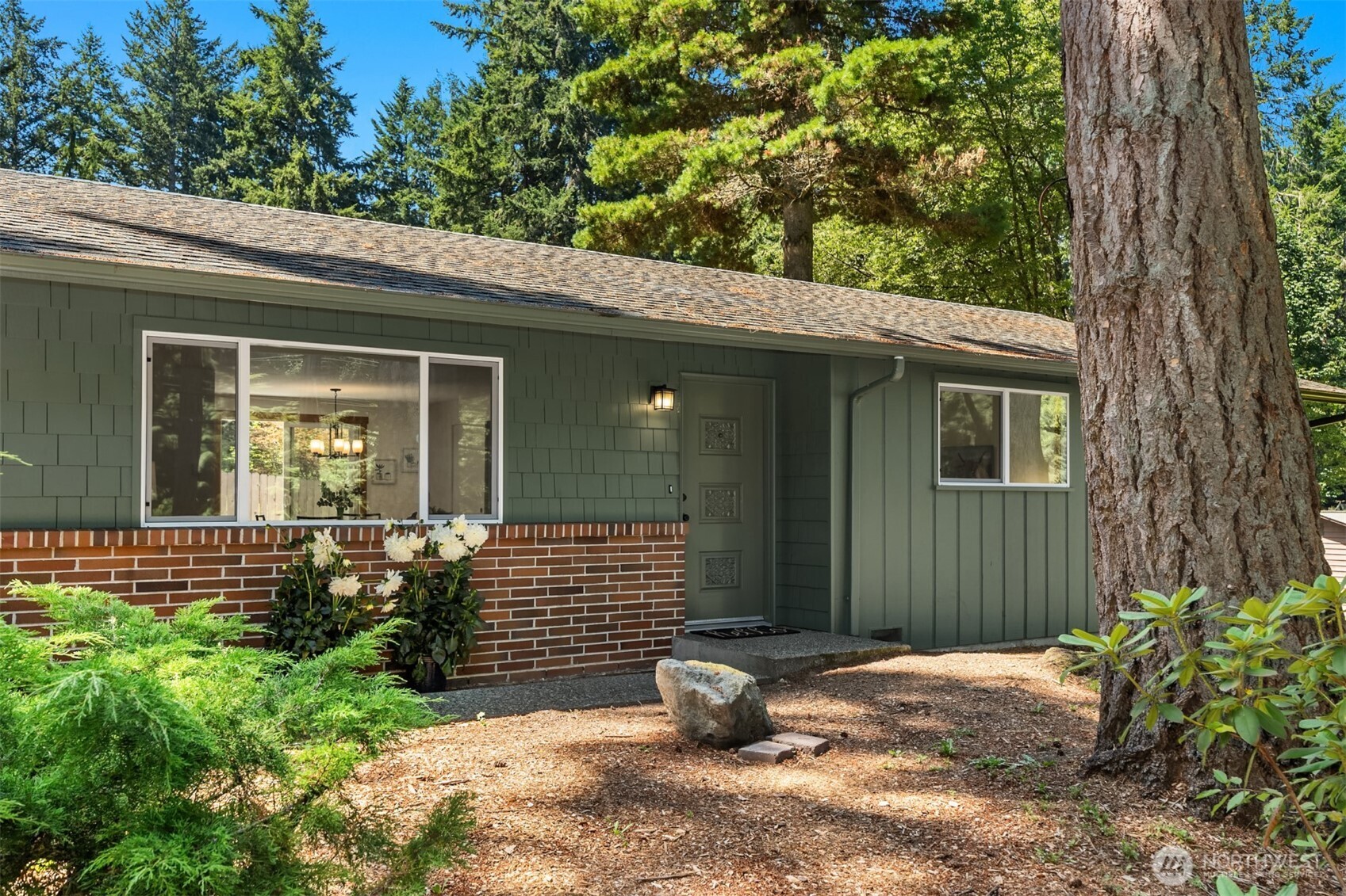12249 N Madison Avenue Property Photo 3