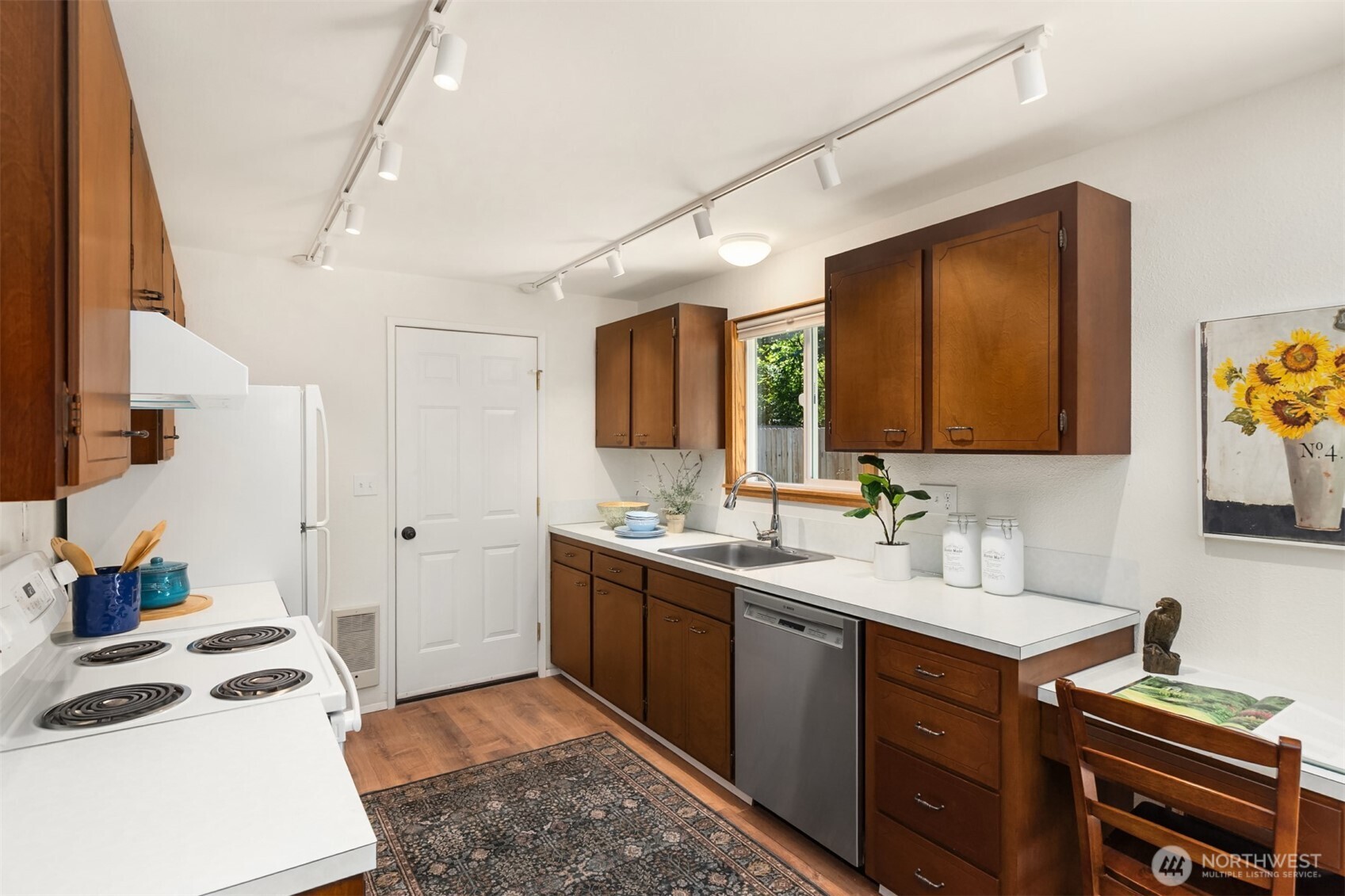 12249 N Madison Avenue Property Photo 13