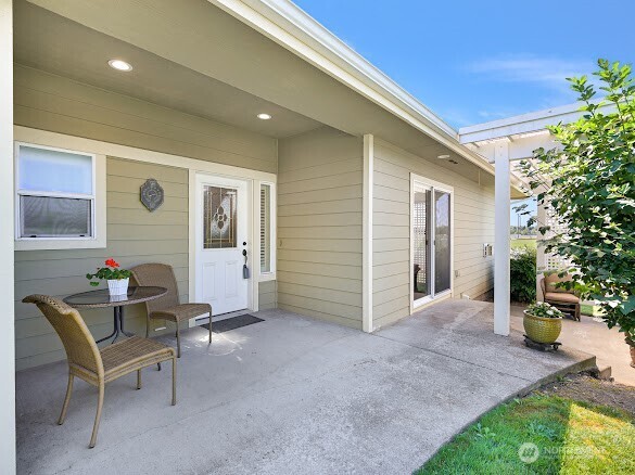 2019 Bender Park Blvd. 2 Property Photo 1