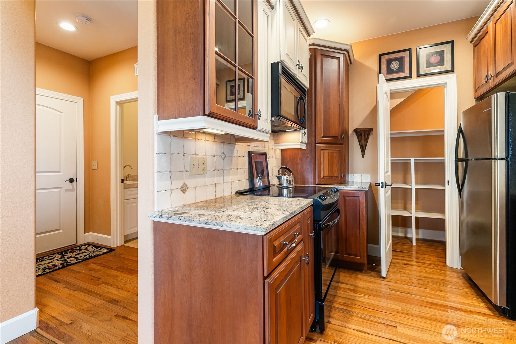 2019 Bender Park Blvd. 2 Property Photo 5