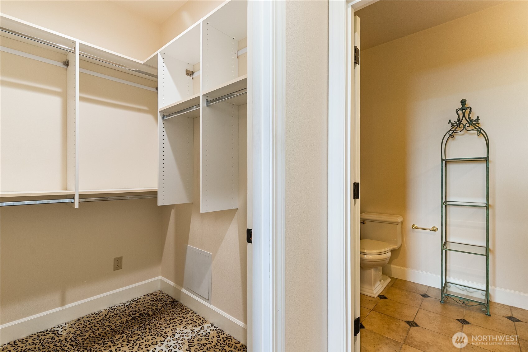 2019 Bender Park Blvd. 2 Property Photo 20