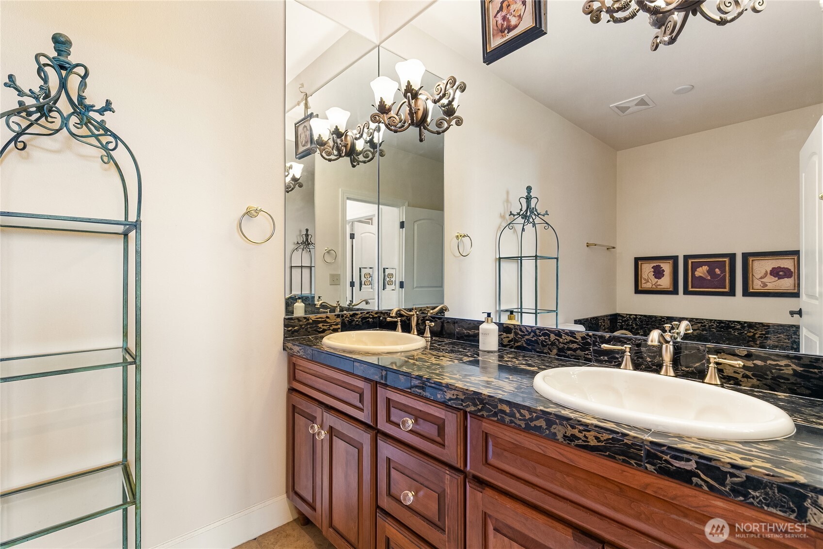2019 Bender Park Blvd. 2 Property Photo 22