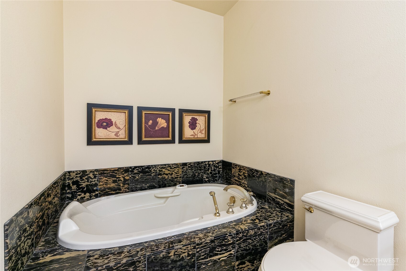 2019 Bender Park Blvd. 2 Property Photo 23
