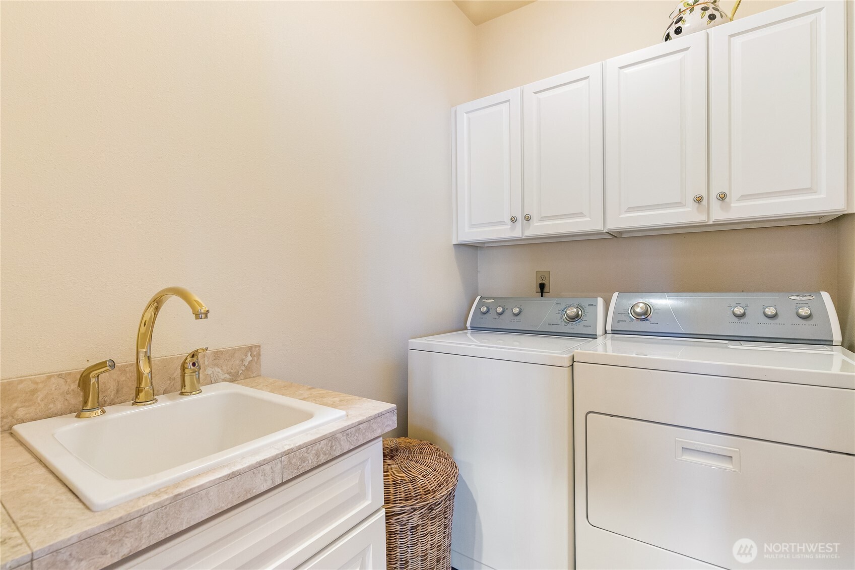 2019 Bender Park Blvd. 2 Property Photo 24