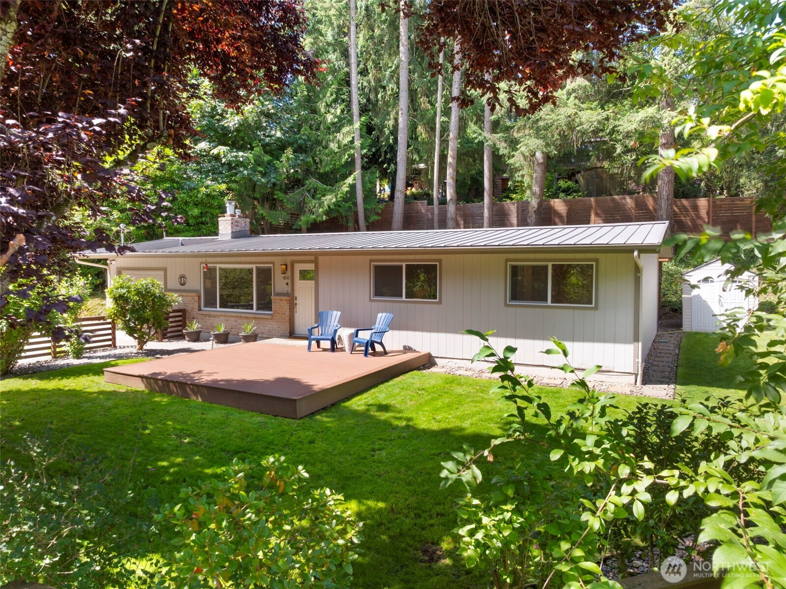 450 Mount Defiance Circle Property Photo 3