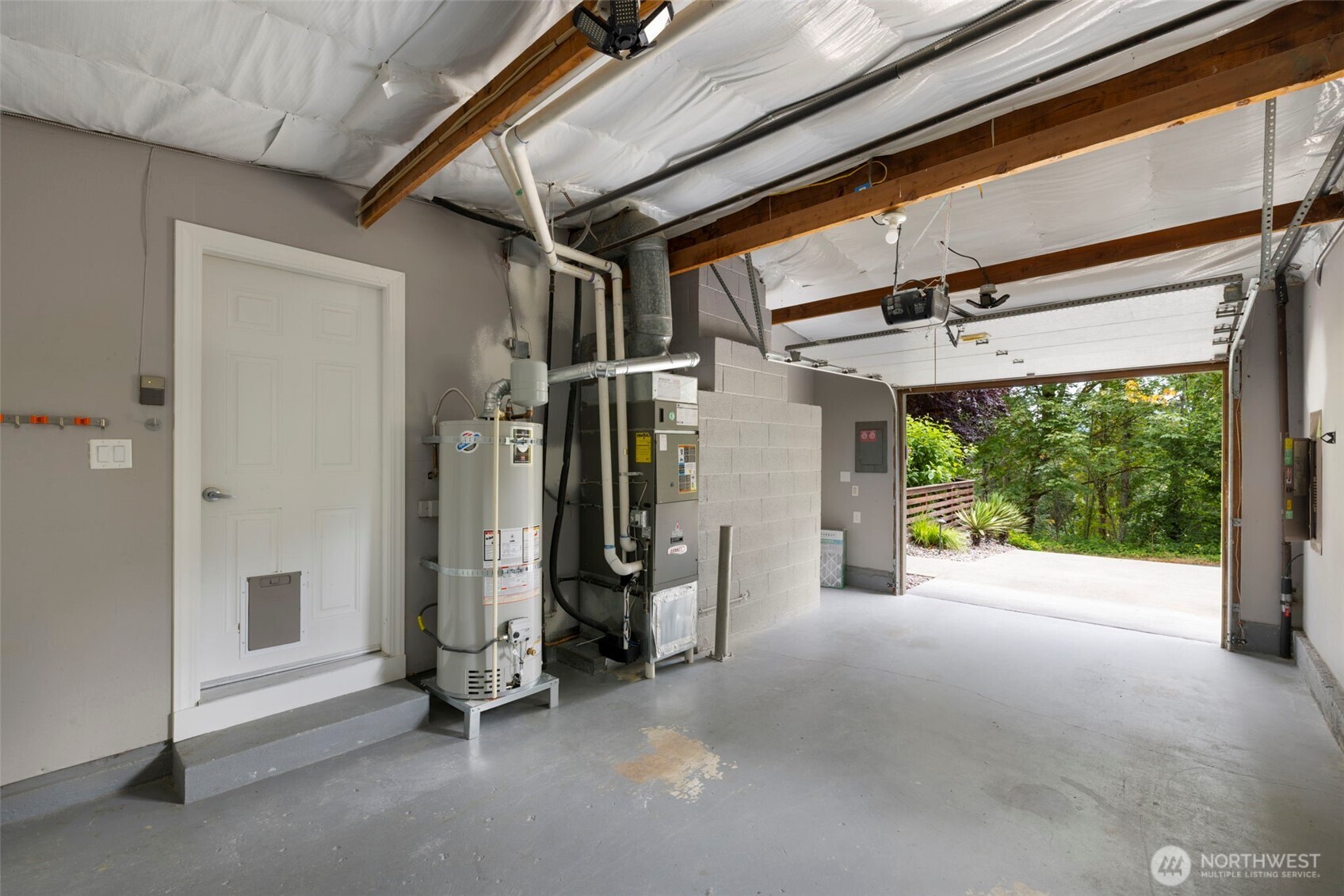 450 Mount Defiance Circle Property Photo 32