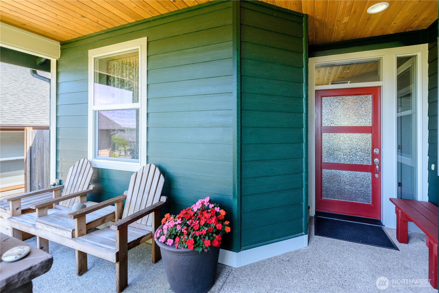 60 Village Green Property Photo 4
