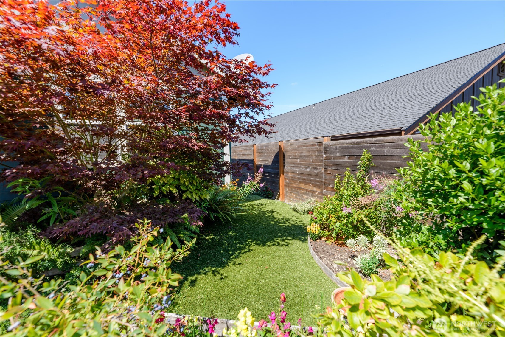 60 Village Green Property Photo 35