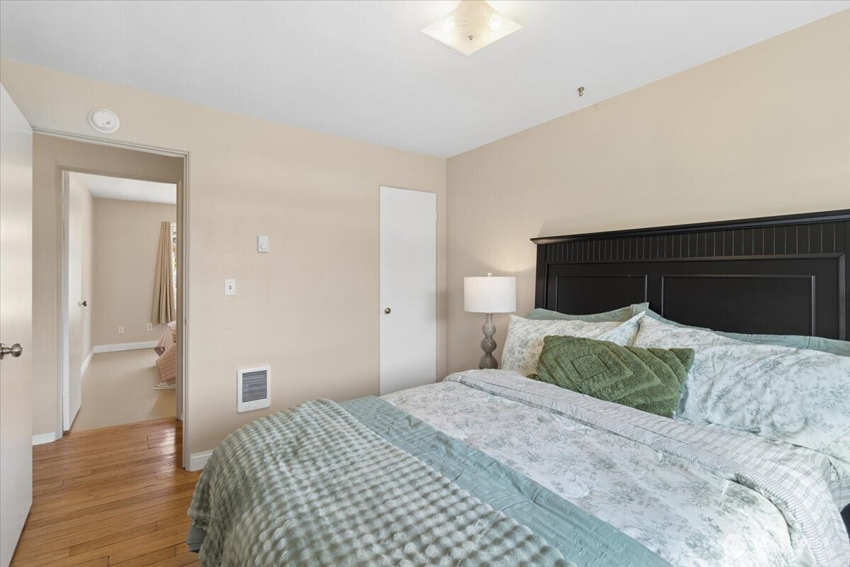 2518 2514 Spring Street Property Photo 12