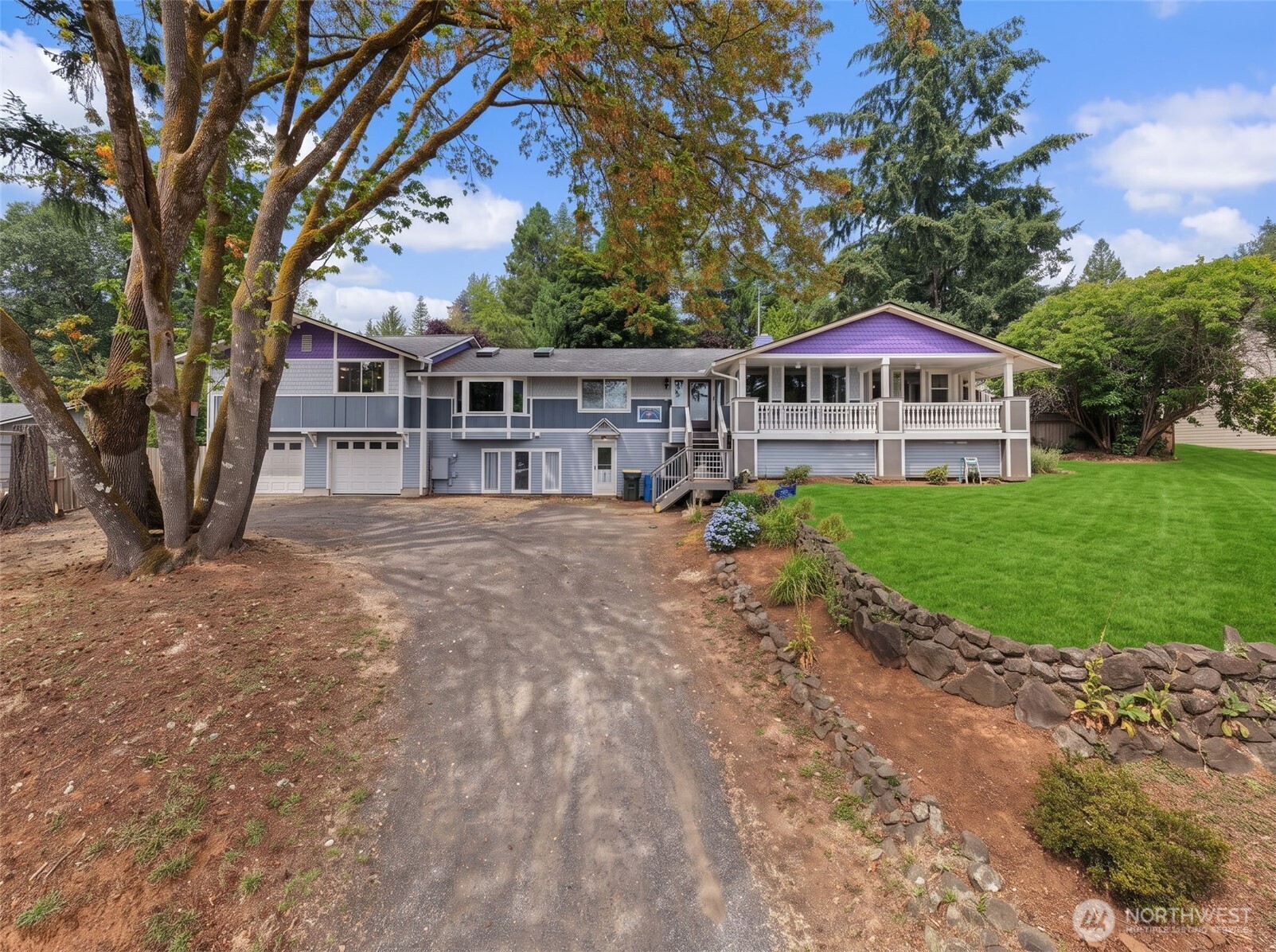 115 Riverview Drive Property Photo 2