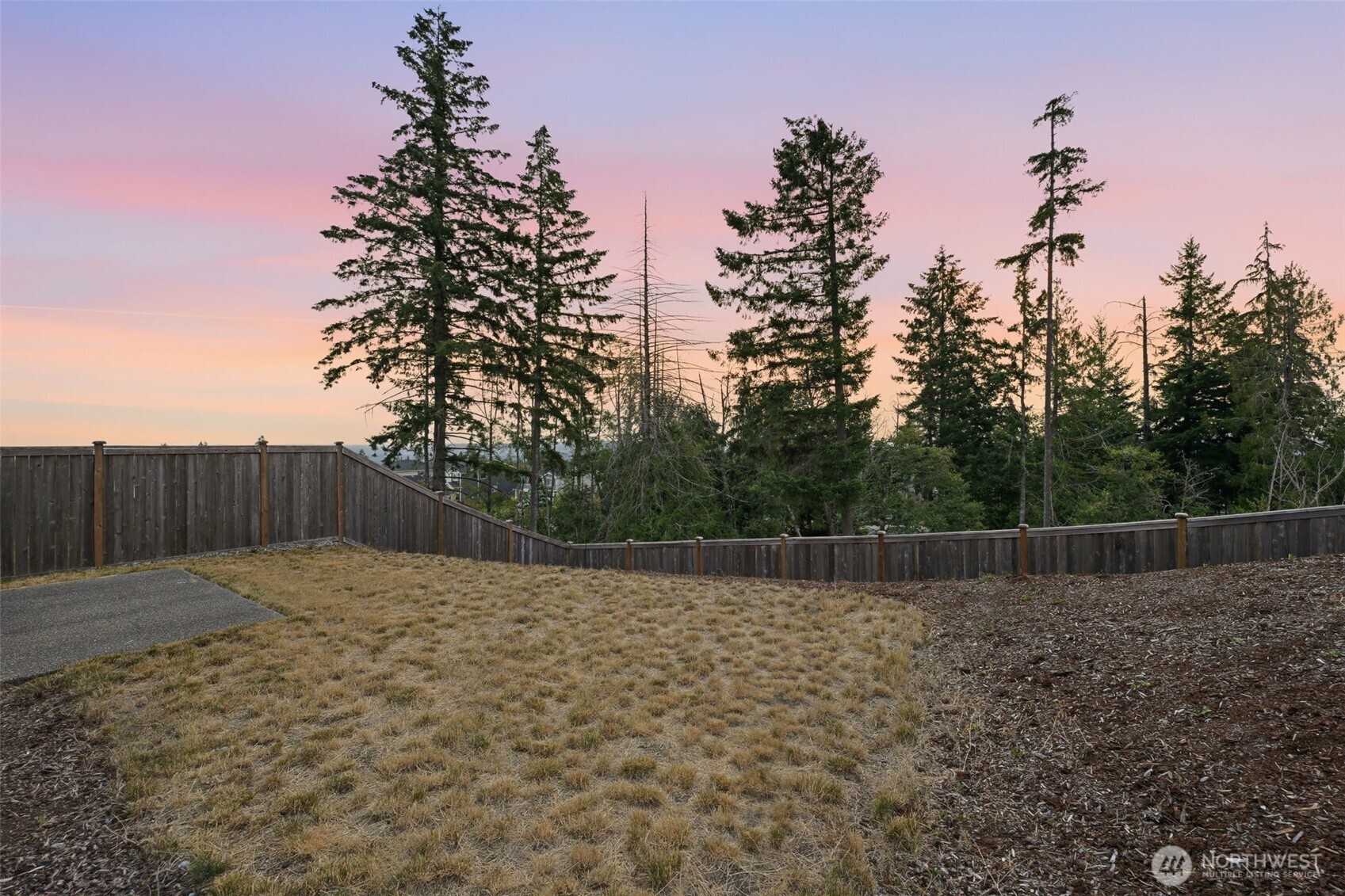 1018 Timberline Avenue Property Photo 33