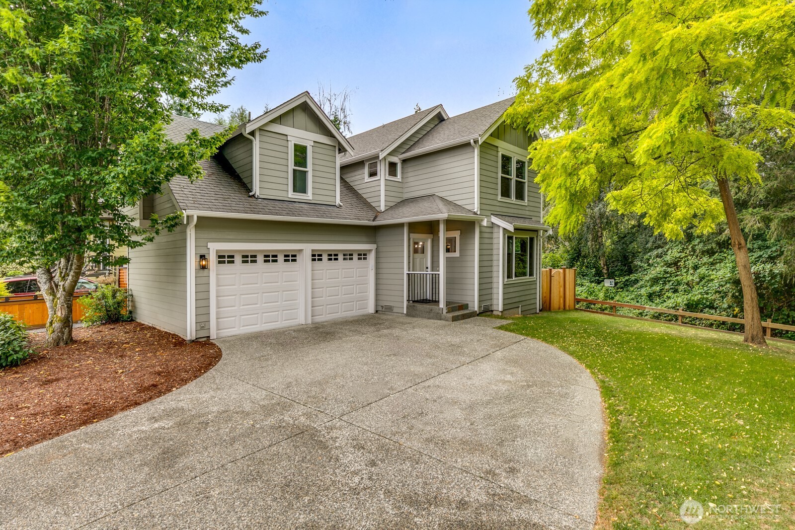 6502 80th Street Property Photo 1