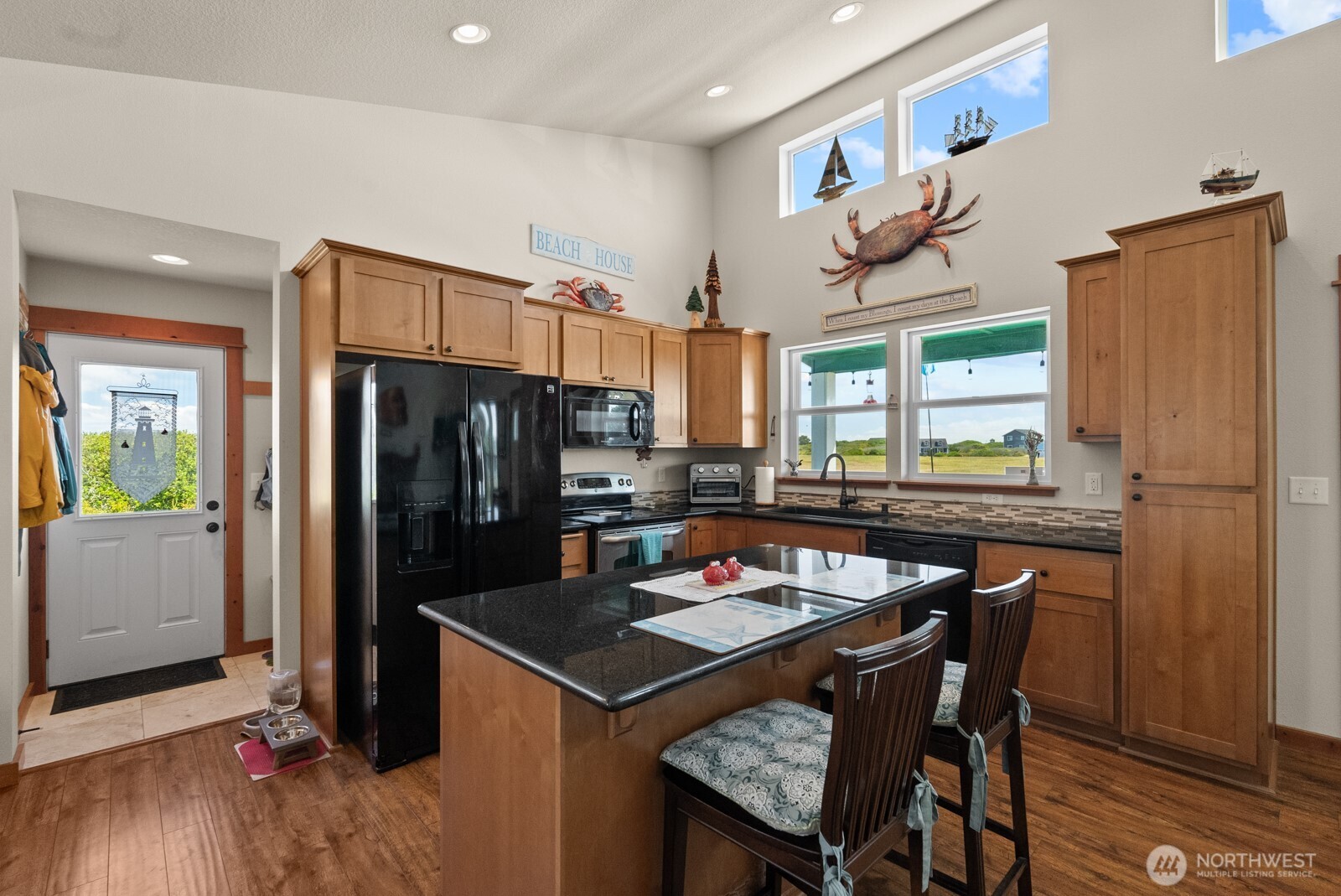 442 N Spinnaker Avenue Property Photo 4