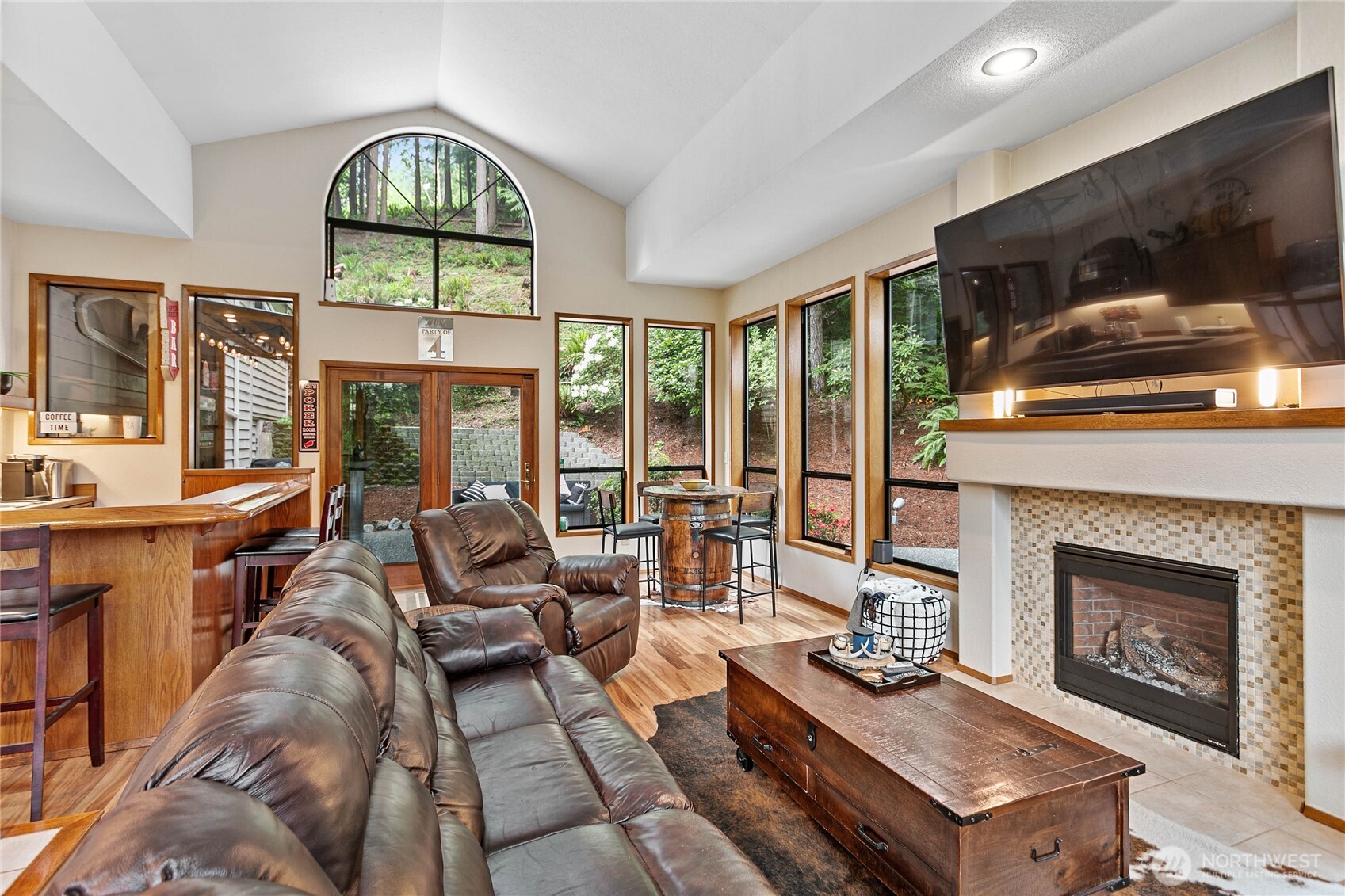 2336 Northshore Road Property Photo 25