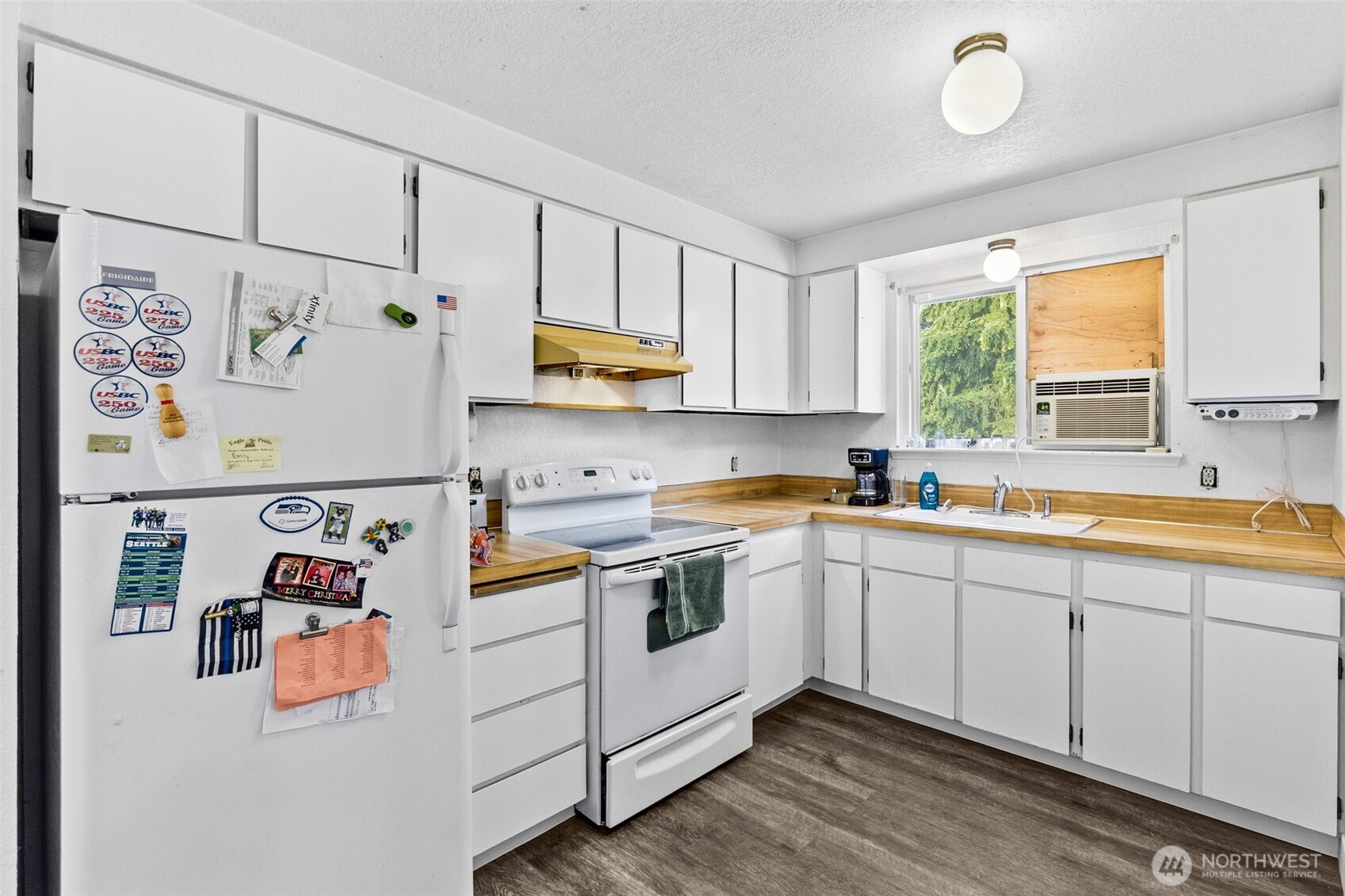 401 E 66th Street Property Photo 13