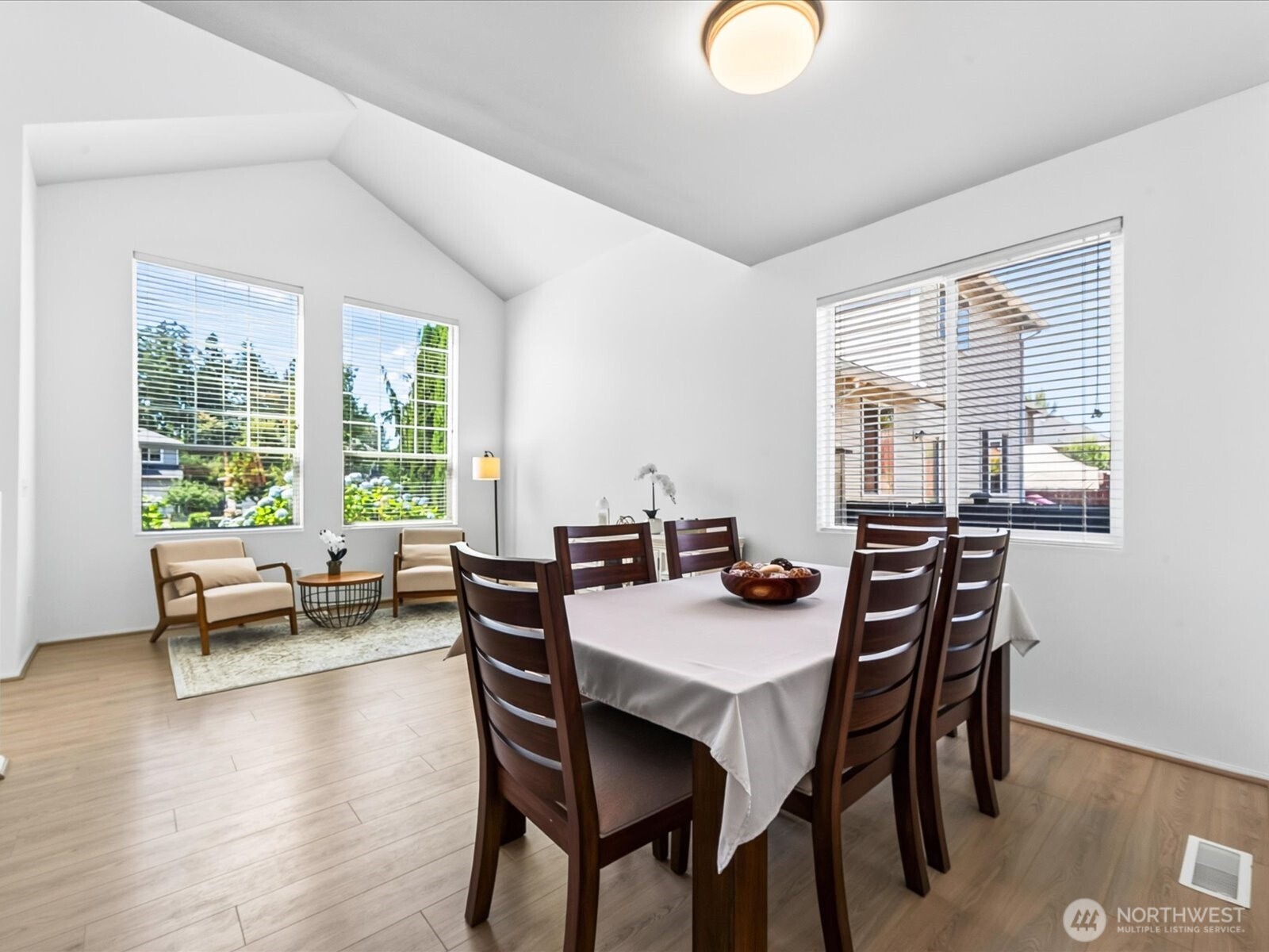 6726 Charlotte Avenue Property Photo 4