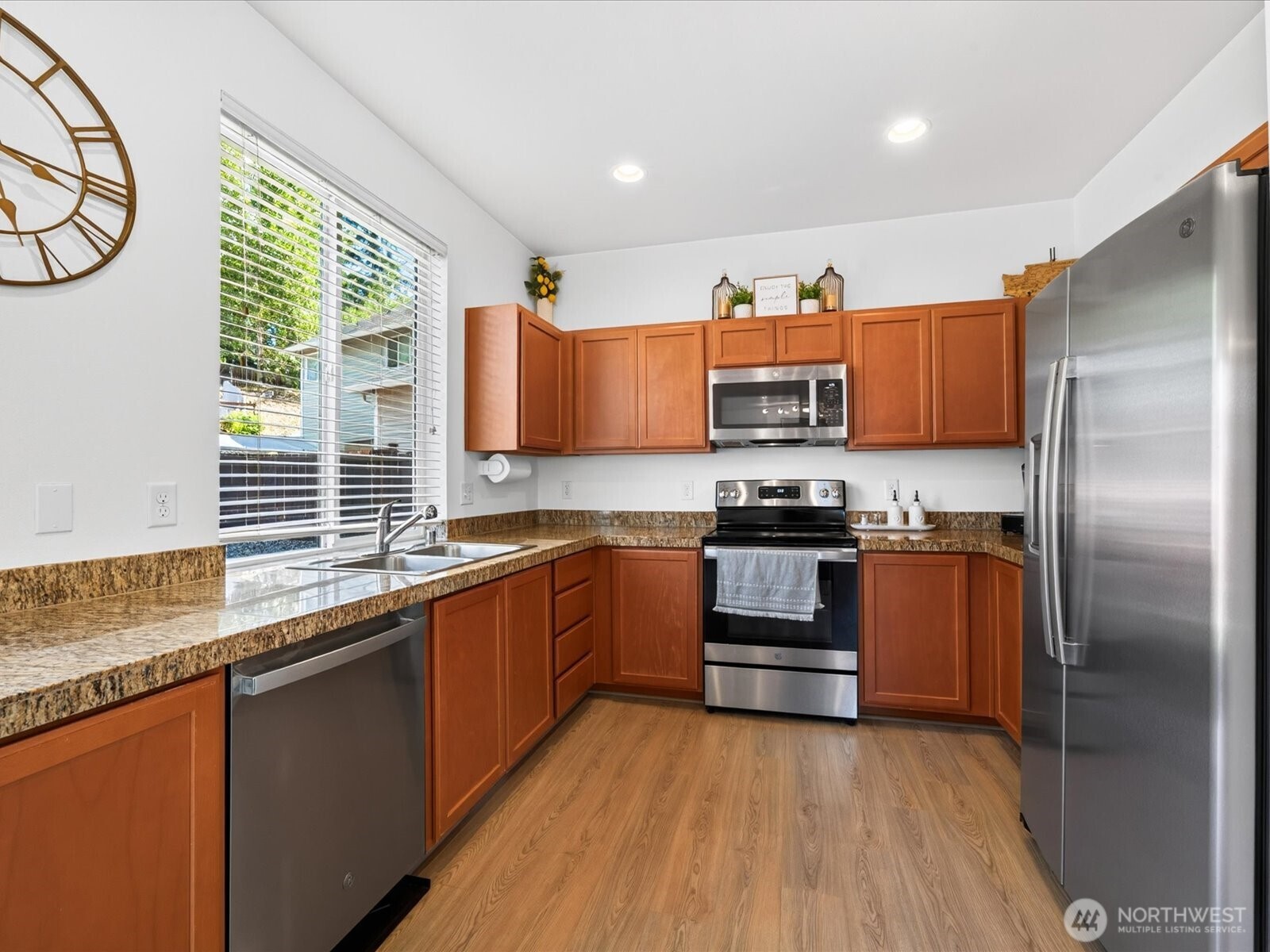 6726 Charlotte Avenue Property Photo 11