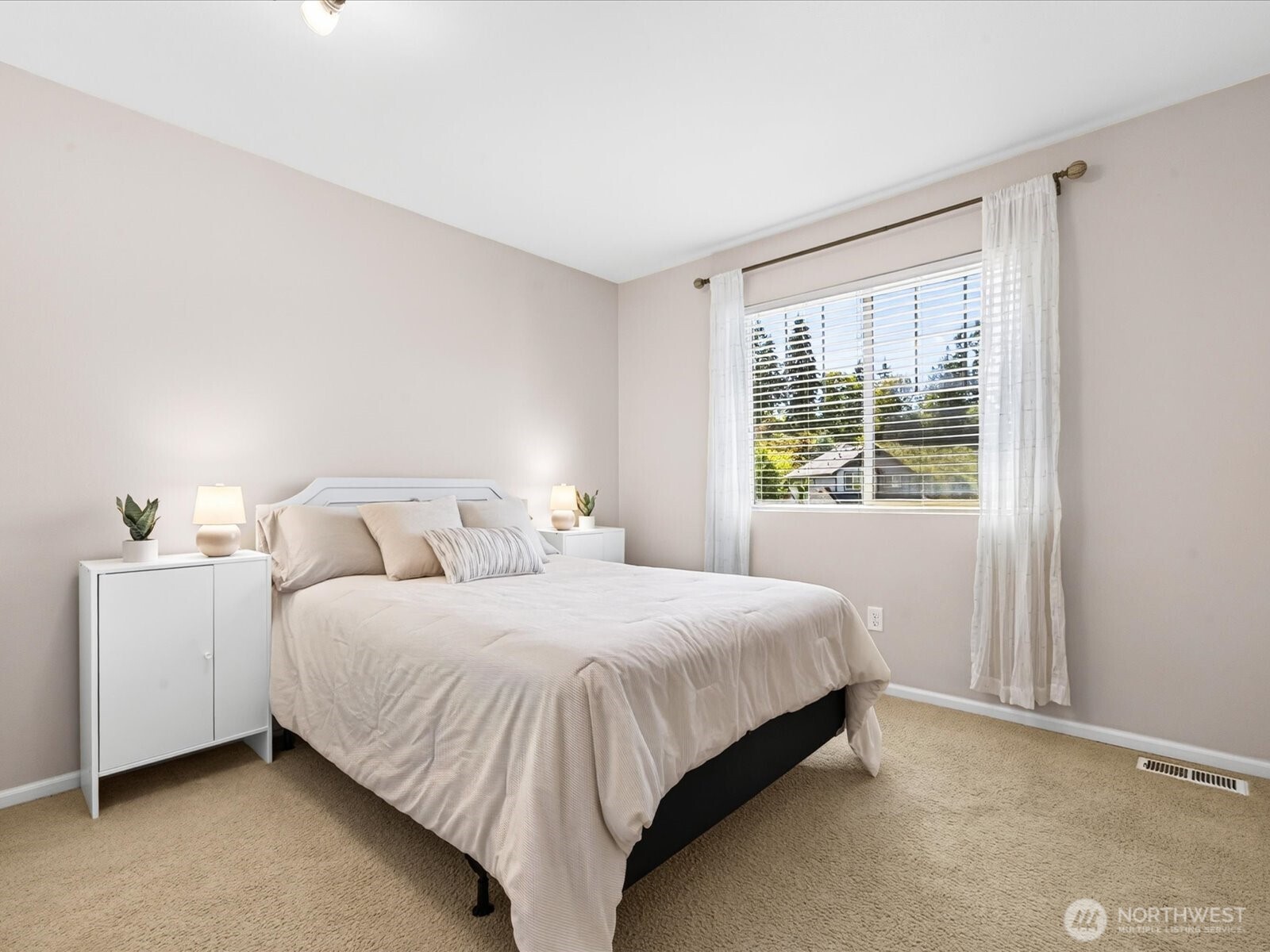 6726 Charlotte Avenue Property Photo 20