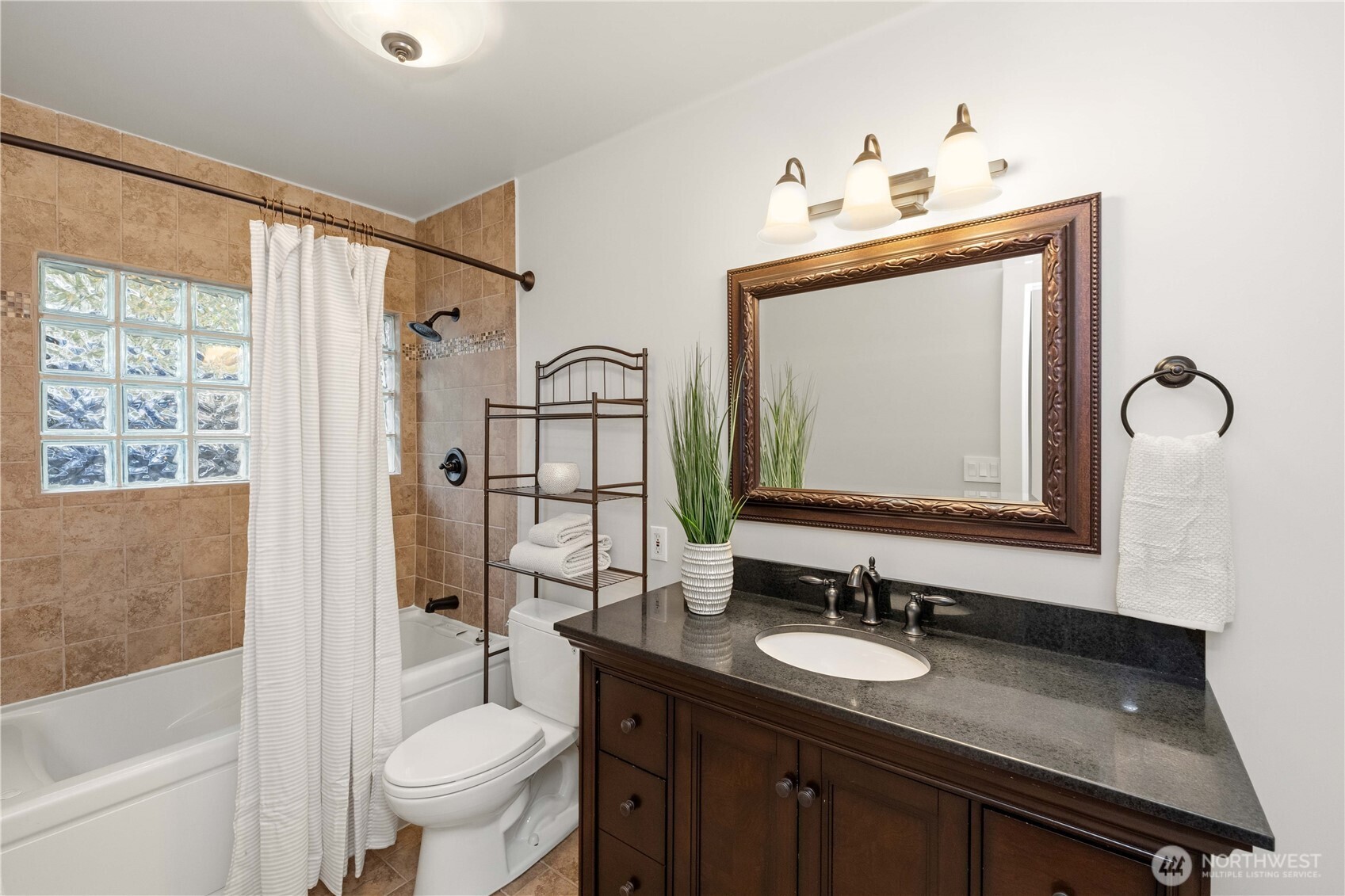 17714 Se 40th Place Property Photo 15