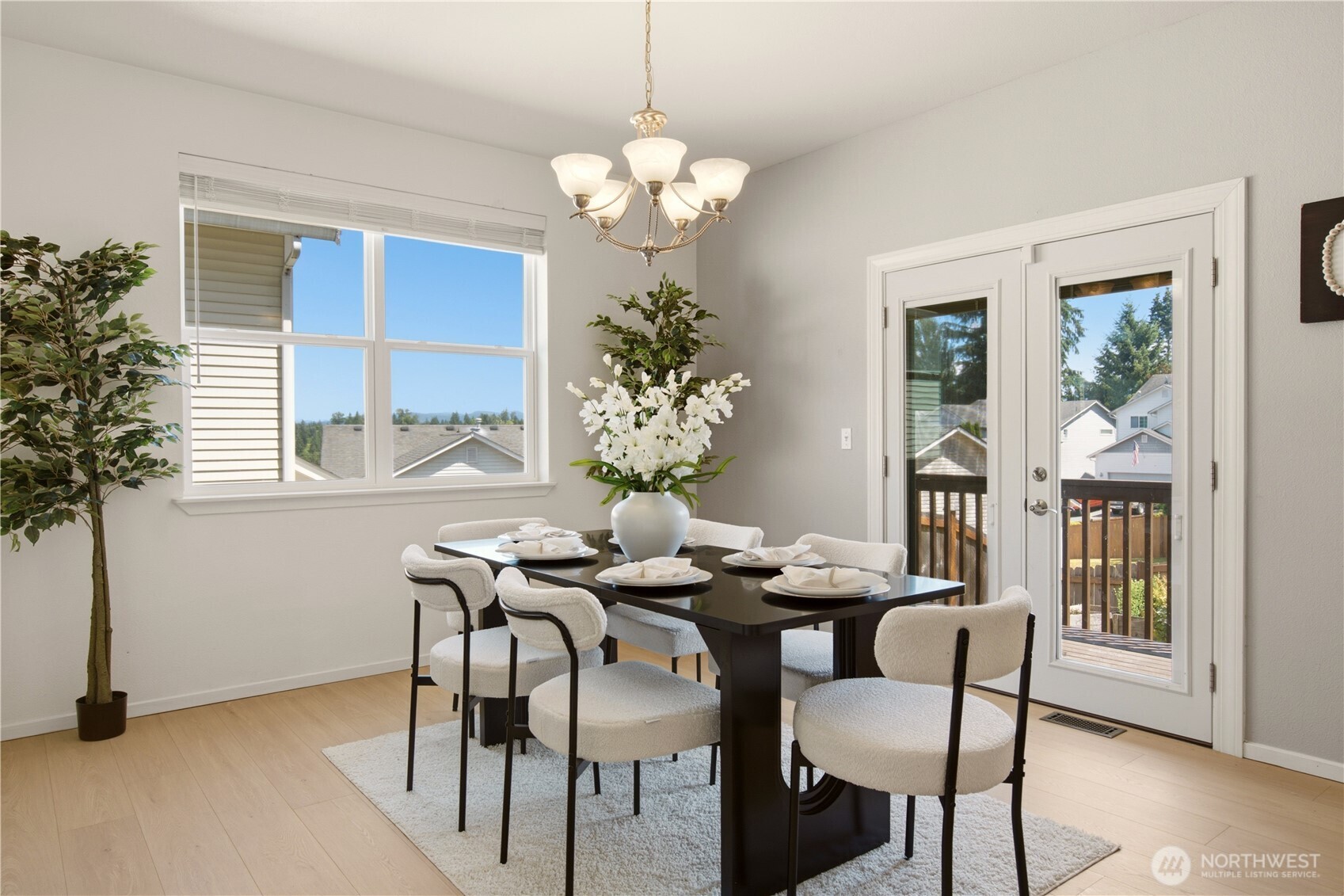 1327 113th Avenue Property Photo 8