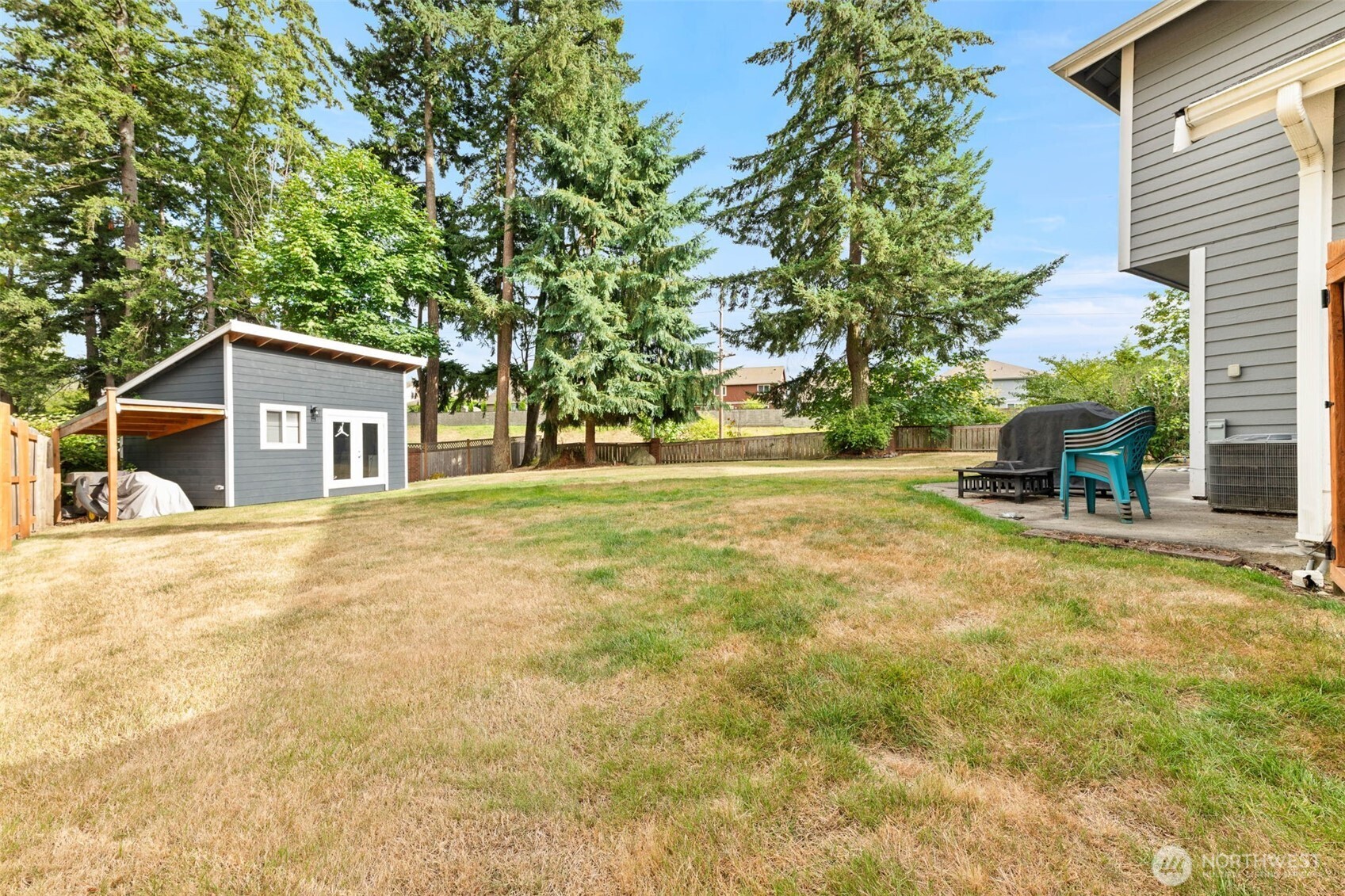 2306 38th Avenue Property Photo 30