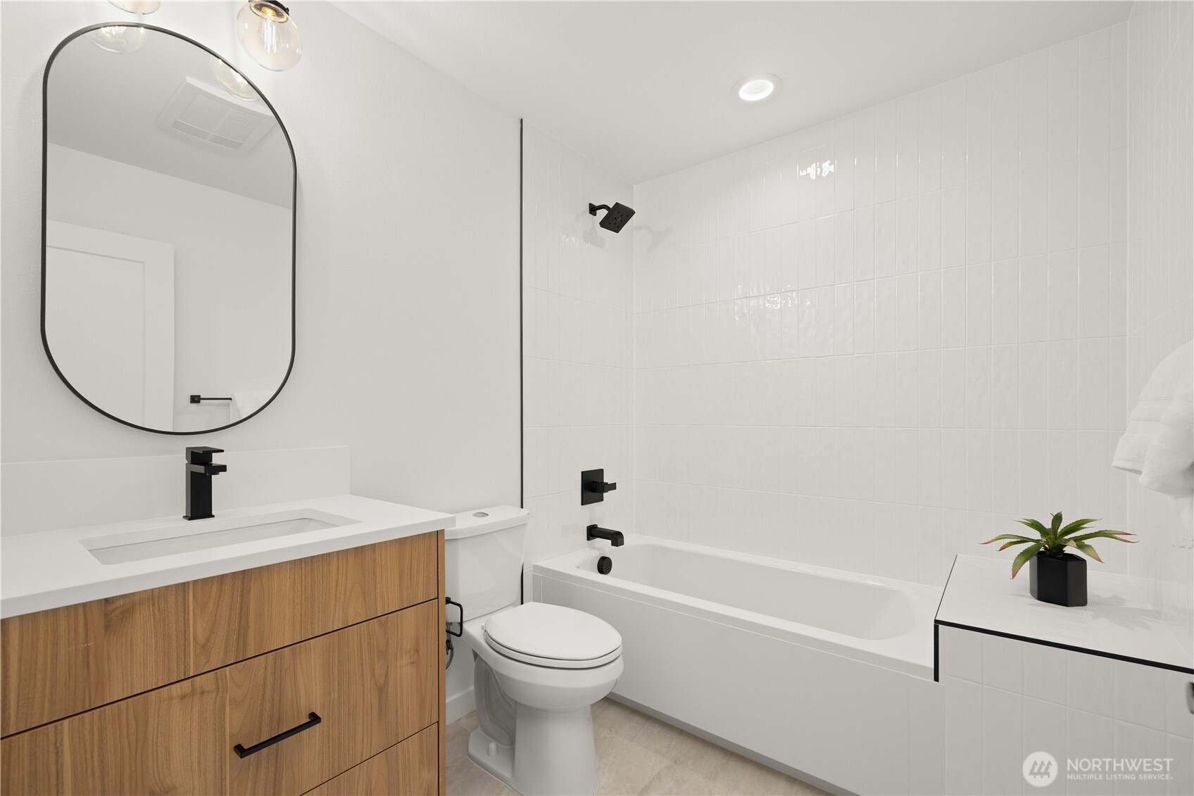 955 N 35th Street Property Photo 19