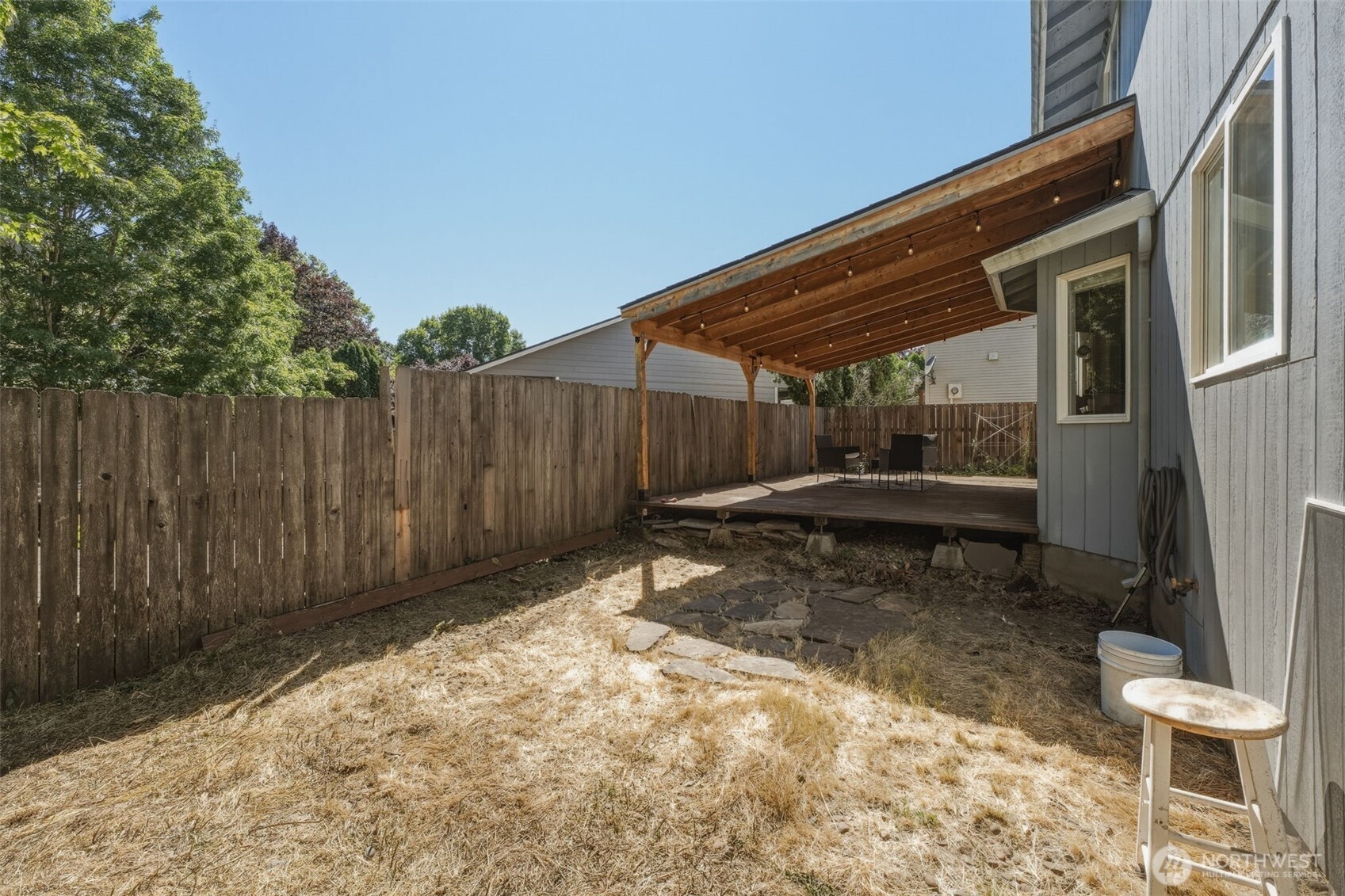8292 Ne Snowberry Loop Property Photo 36