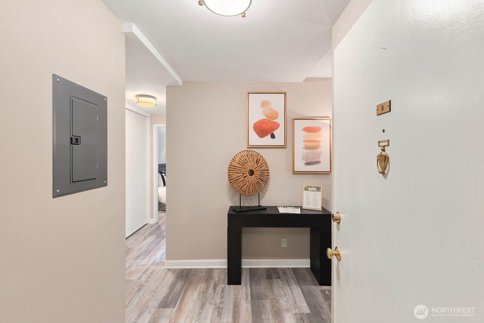 75 E Lynn Street B Property Photo 22