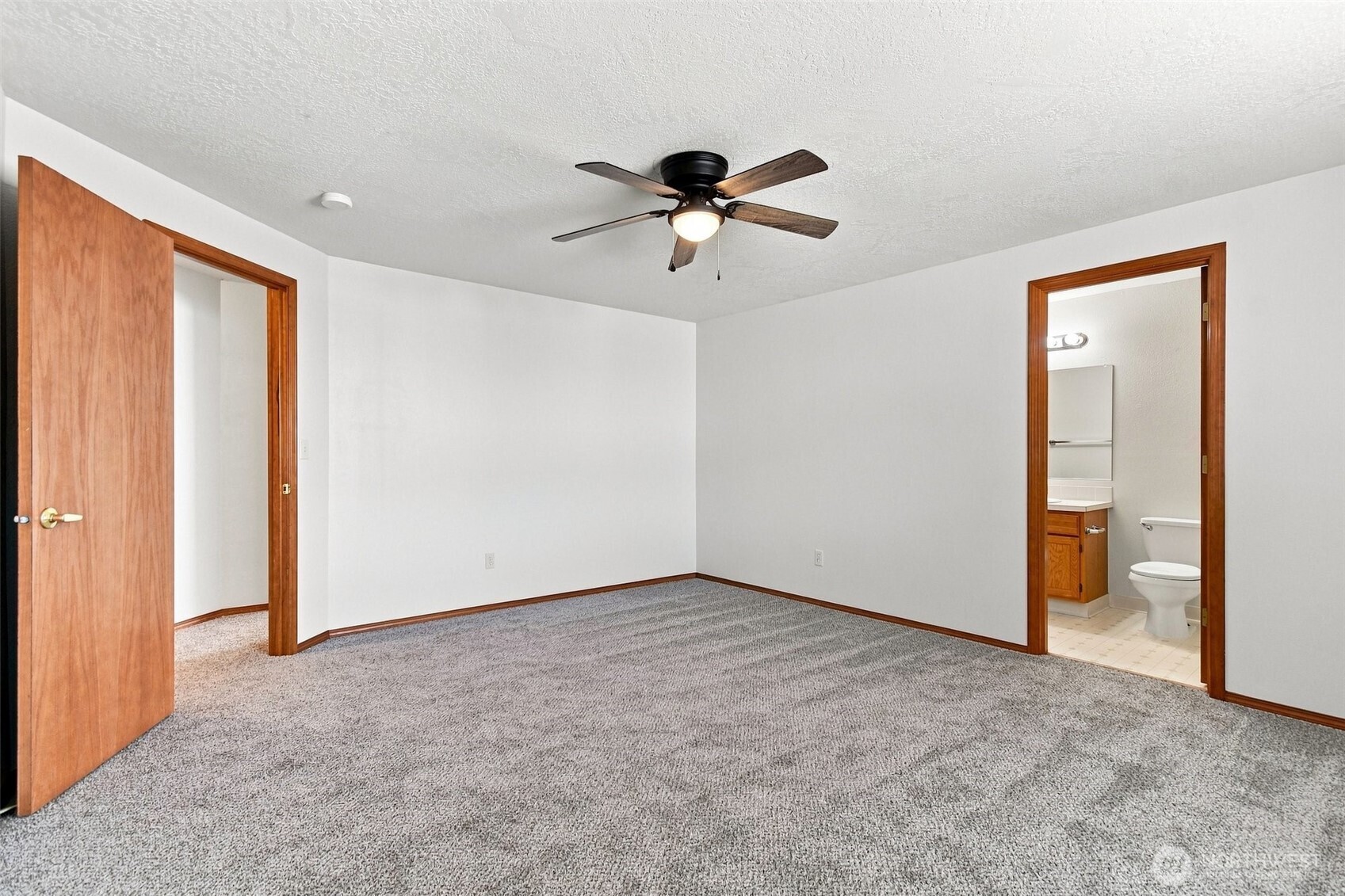 106 Mission Property Photo 17