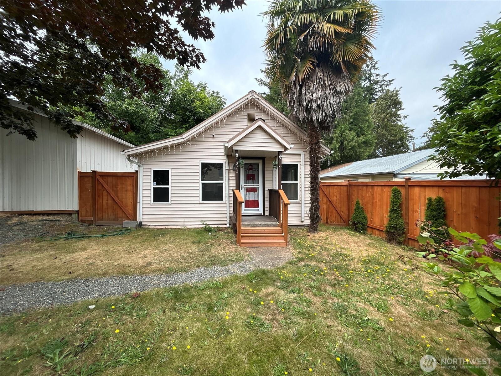 1270 Retsil Road Property Photo 2