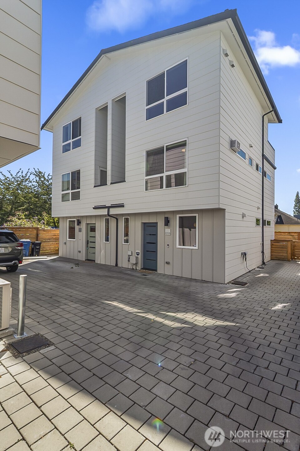1129 NW 61st B Property Photo 1