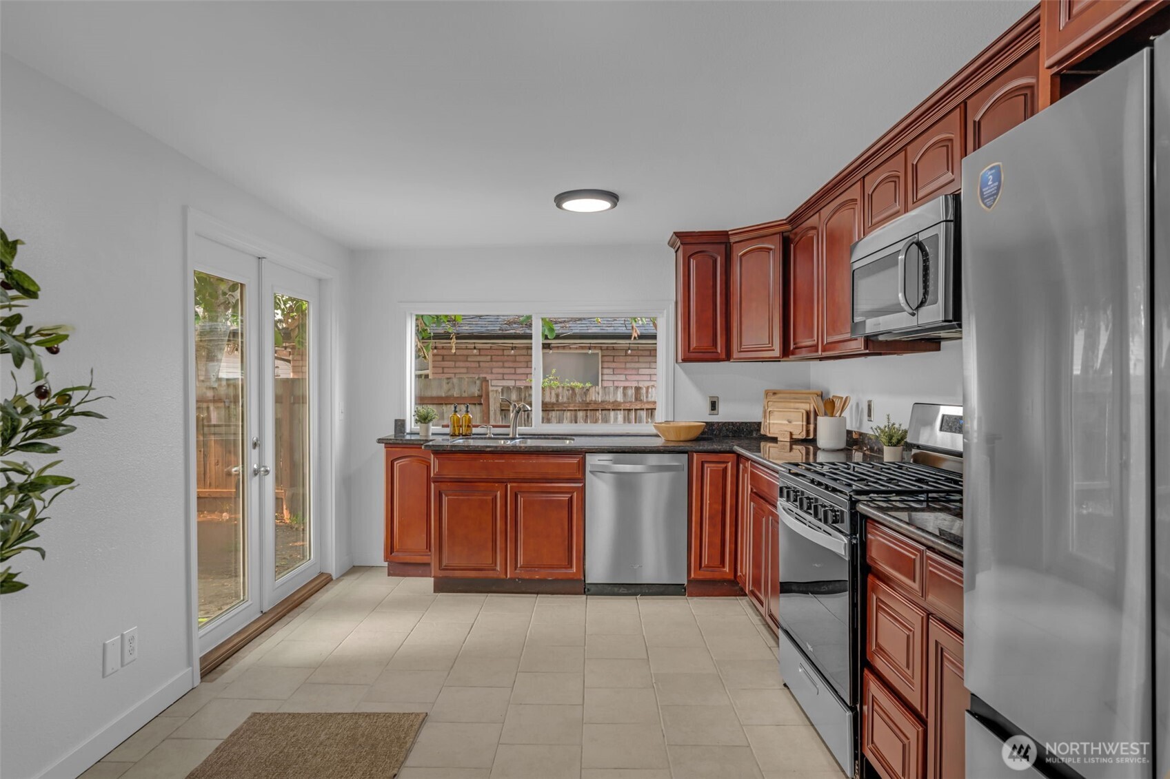 1510 Mcmillan Avenue Property Photo 13