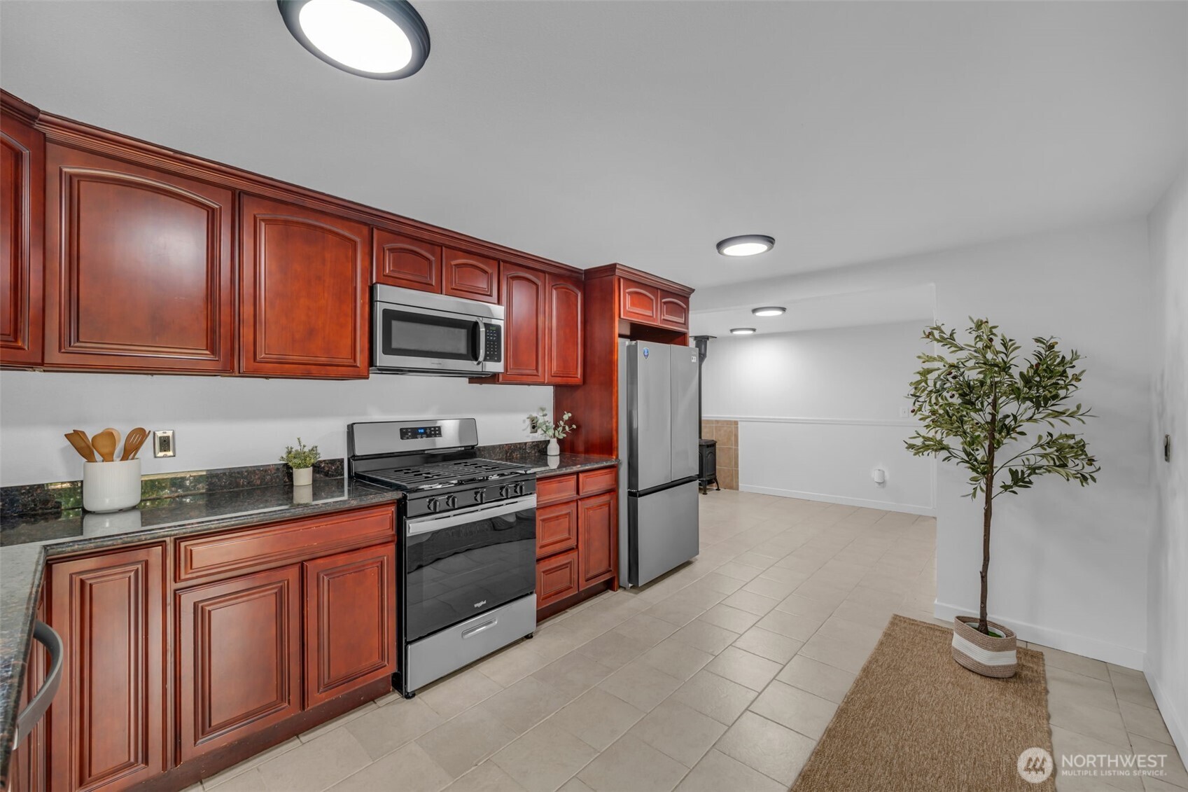 1510 Mcmillan Avenue Property Photo 14