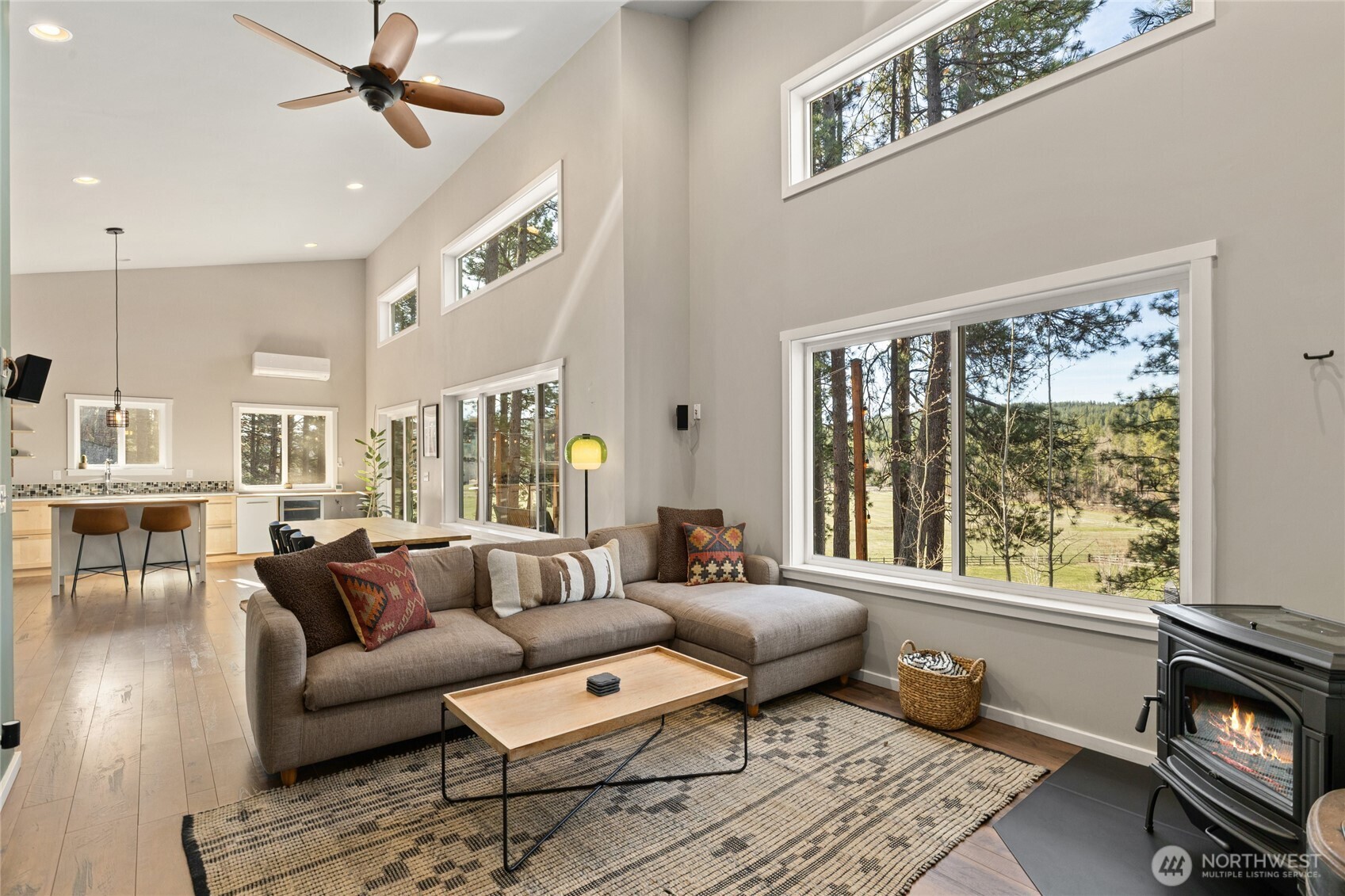5910 Teanaway Road Property Photo 15